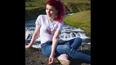 Sim tsis txhob cum nrog Streamer Olyasha 1080p (Metronome)